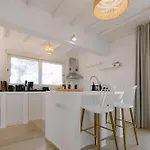 Vila Blue Zircon Stelida (Naxos)