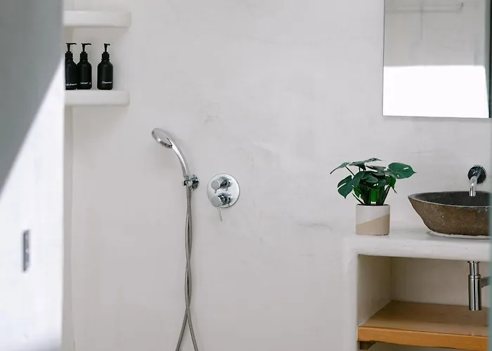 Blue Zircon Вилла