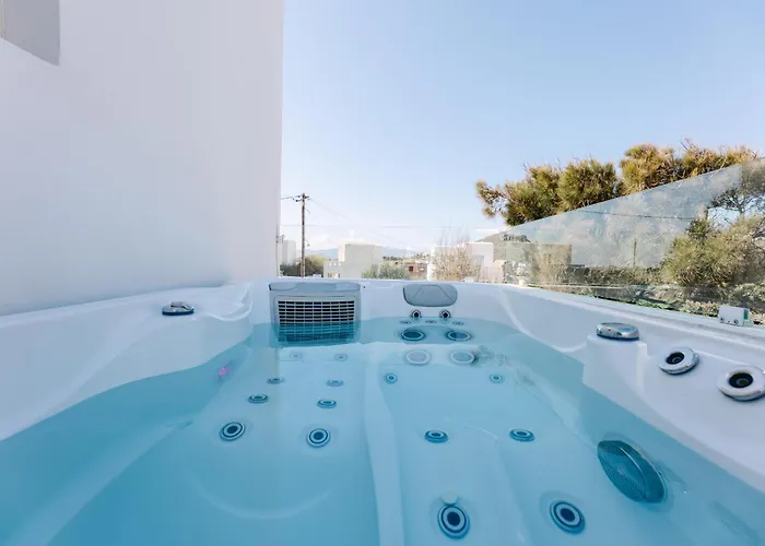 Blue Zircon סטלידה