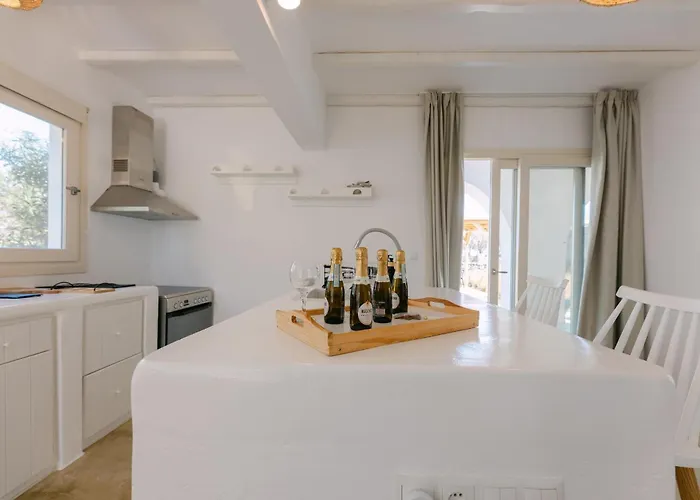 Blue Zircon * Stelida (Naxos)