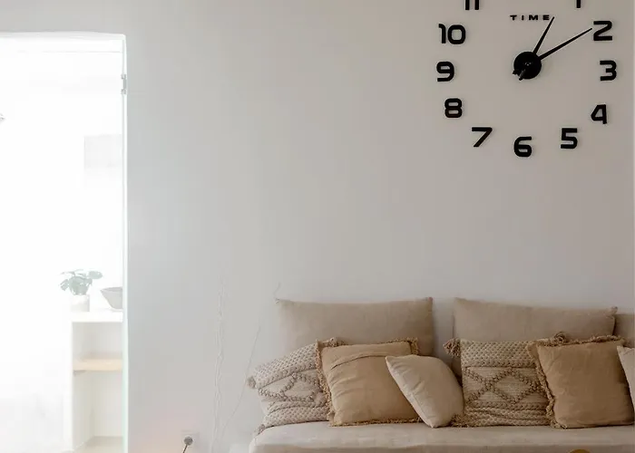 Blue Zircon Stelida (Naxos)