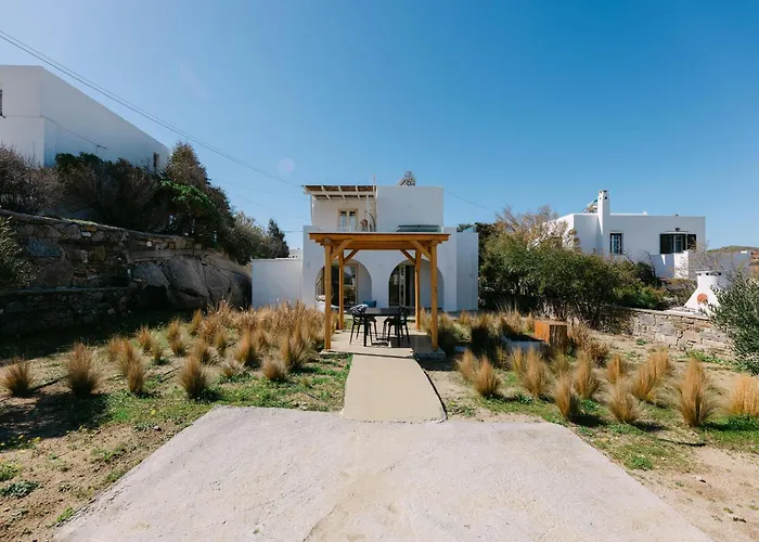 Blue Zircon Stelida (Naxos)